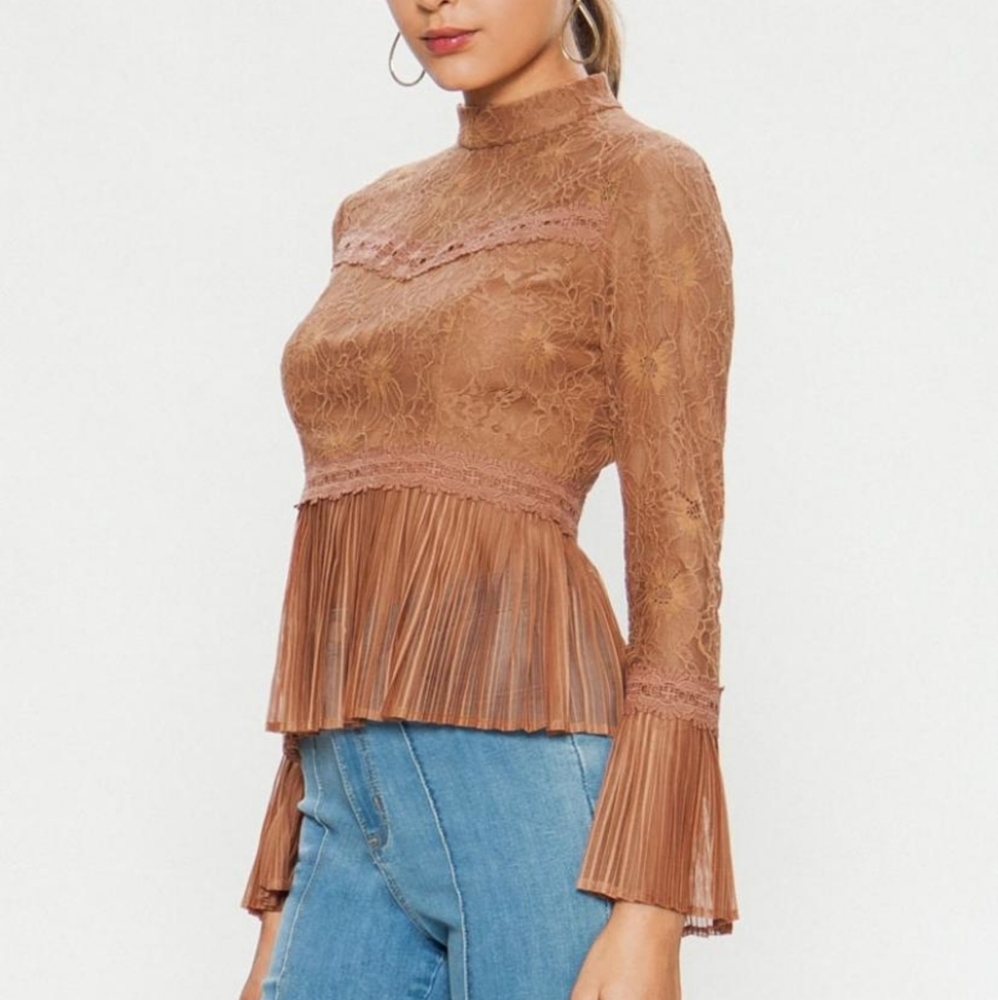 NWT A. Calin Lace Peplum Pleated Long Sleeve Top